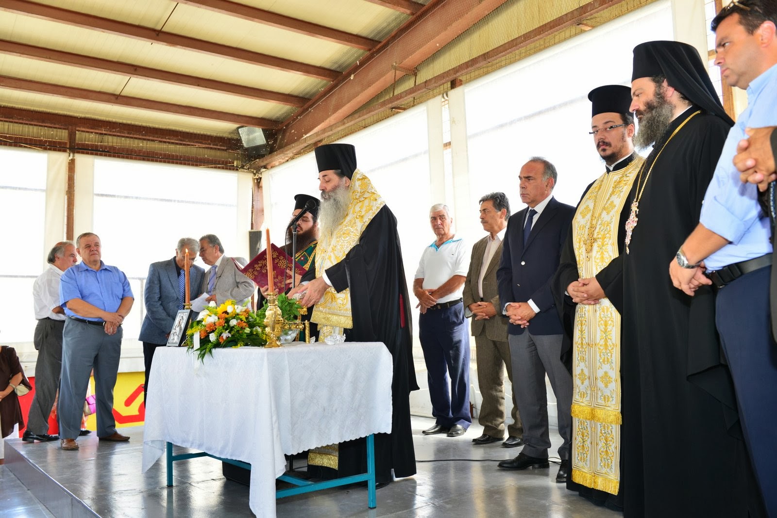 Ο Αγιασμός των Εκπαιδευτηρίων της Ιεράς Μητροπόλεως Πειραιώς