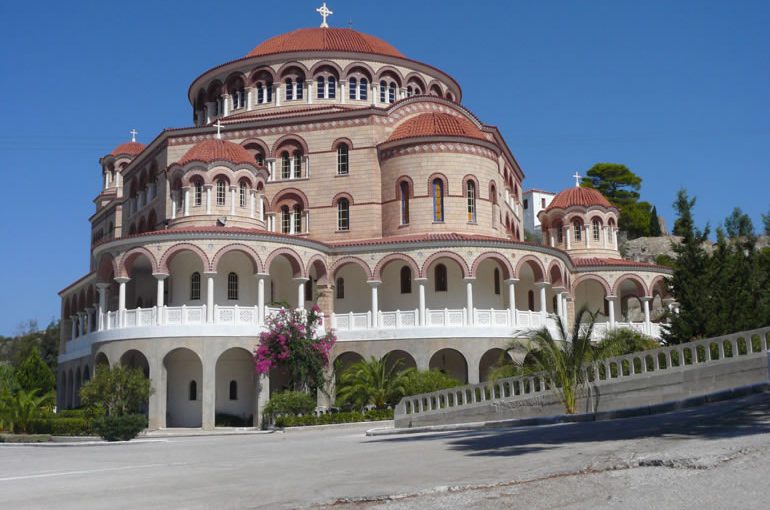 Προσκύνημα στον Άγιο Νεκτάριο