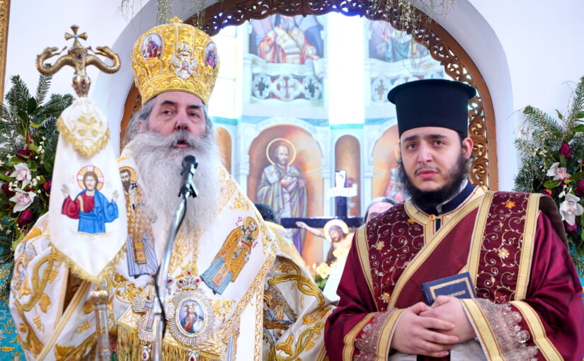 Χειροτονία Διακόνου από τον Σεβ. Μητροπολίτη Πειραιώς κ.Σεραφείμ.