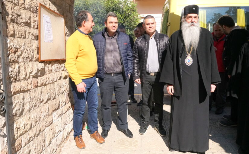 Τσικνοπέμπτη στα Εκπαιδευτήρια της Ιεράς Μητροπόλεως Πειραιώς.