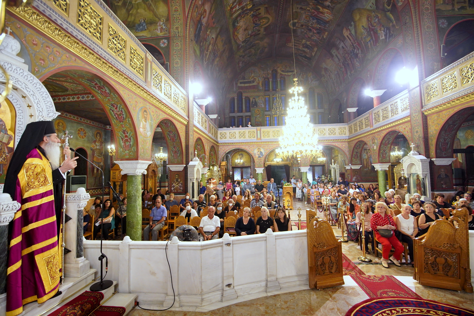 Η εορτή του εν Χώναις θαύματος του Αρχαγγέλου Μιχαήλ, στον Ιερό Ναό Αγίου Νείλου Πειραιώς.
