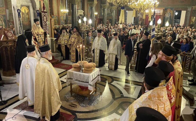 Το Νέο Φάληρο εόρτασε τον Πολιούχο του Άγιο Δημήτριο τον Μυροβλύτη.