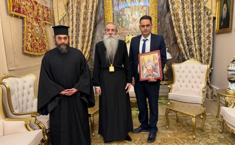 Ο νέος Διοικητής του Τζανείου Νοσοκομείου στον Σεβασμιώτατο Μητροπολίτη Πειραιώς κ. Σεραφείμ.