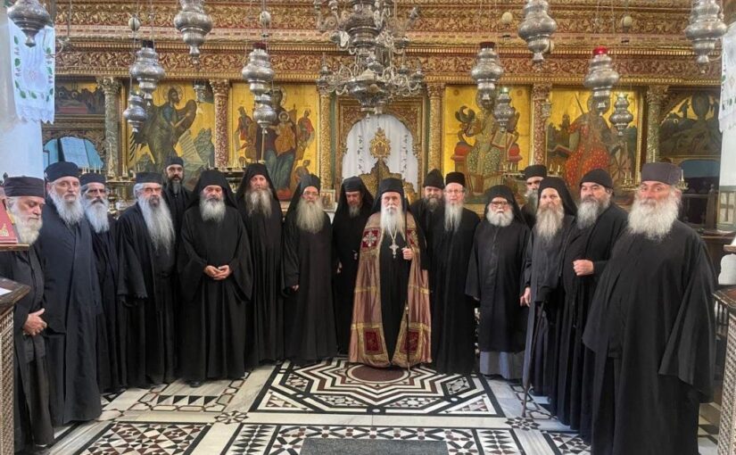 Ἐπί τῇ ἐκλογῇ τοῦ Θεοφιλεστάτου Ἐψηφισμένου Ἀρχιεπισκόπου Σινᾶ, Φαράν καί Ραϊθώ καί Καθηγουμένου τῆς Ἱερᾶς Βασιλικῆς Μονῆς Ἁγίας Αἰκατερίνης Θεοβαδίστου Ὄρους Σινᾶ, κ.κ. ΣΥΜΕΩΝ