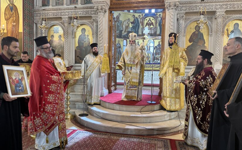 Η Κυριακή της Ορθοδοξίας στον Καθεδρικό Ιερό Ναό Αγίας Τριάδος Πειραιώς.