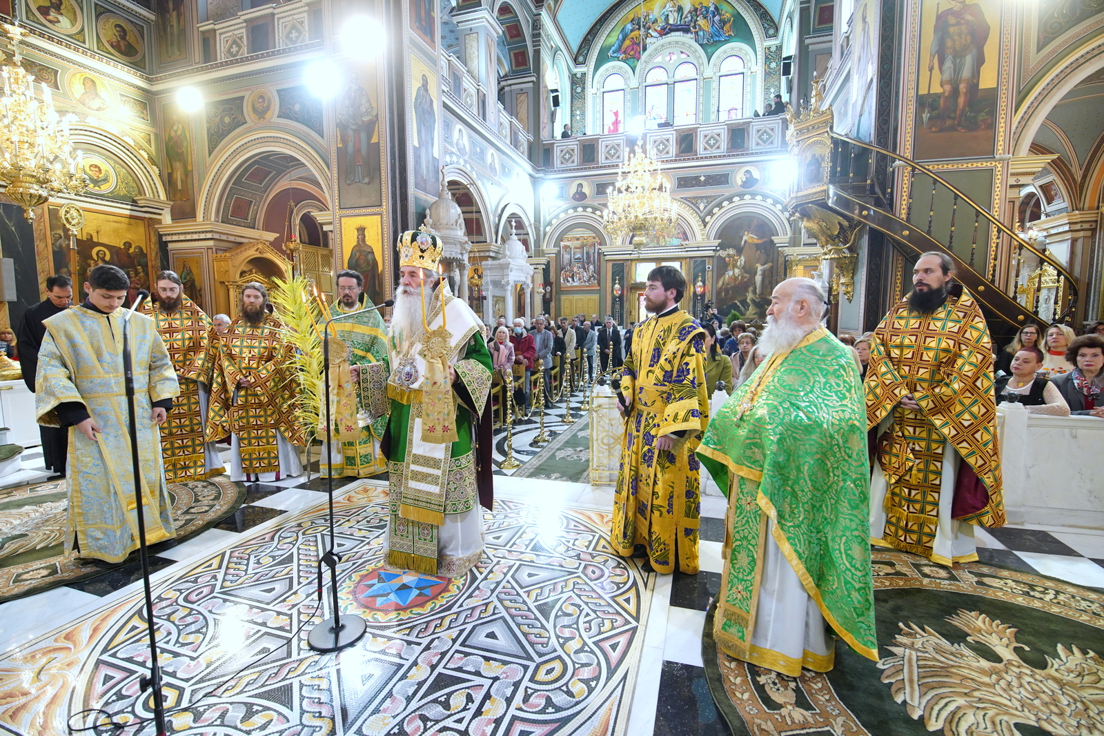 Μητροπολίτης Πειραιώς: ««Καλούμεθα να επιτελέσουμε μία έξοδο ζωής» – Η Κυριακή των Βαΐων στην Ιερά Μητρόπολη Πειραιώς.