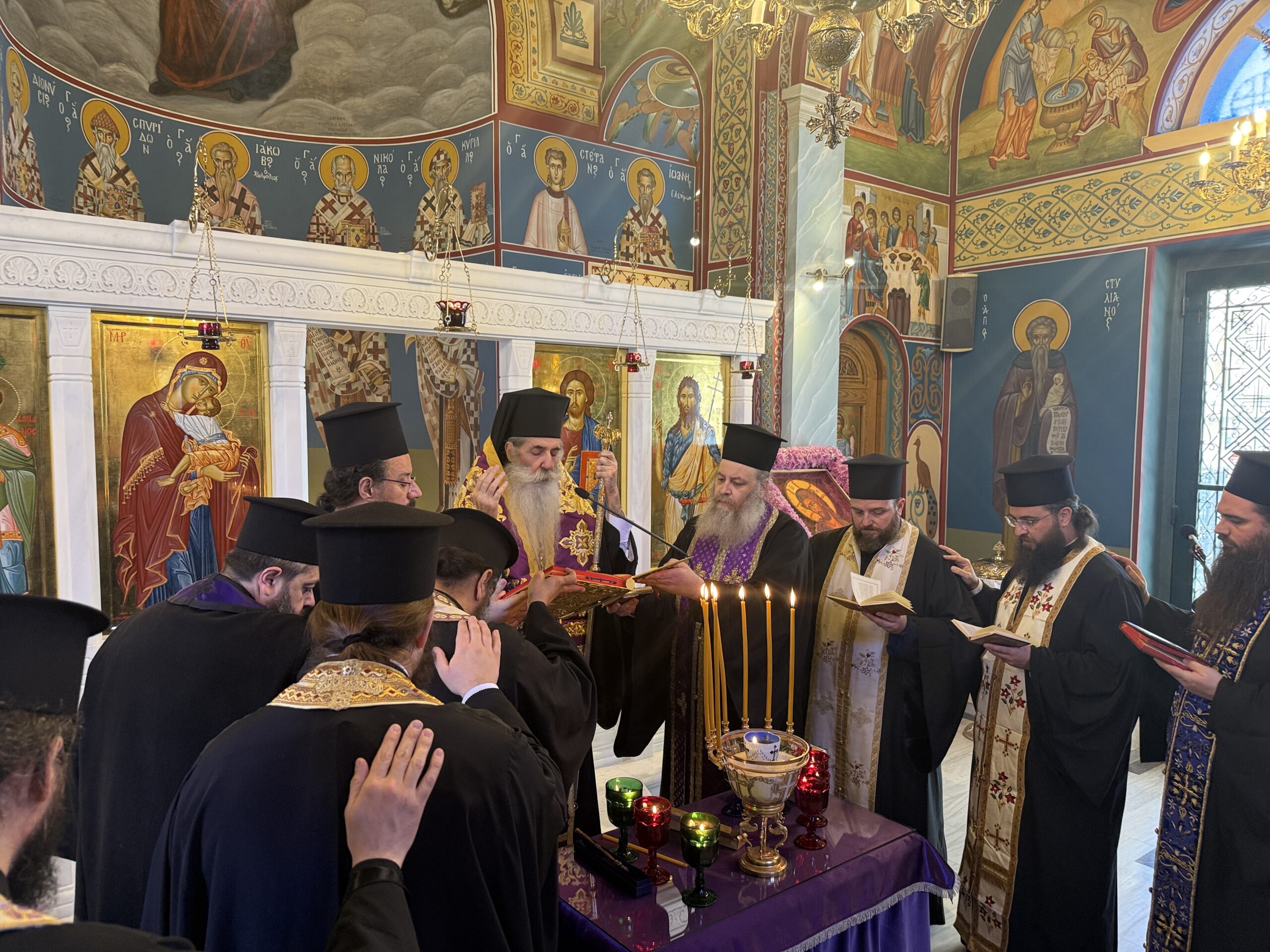 Το Μυστήριο του Ιερού Ευχελαίου στο Τζάνειο Νοσοκομείο Πειραιά, από τον Σεβ. Μητρ. Πειραιώς κ. Σεραφείμ.