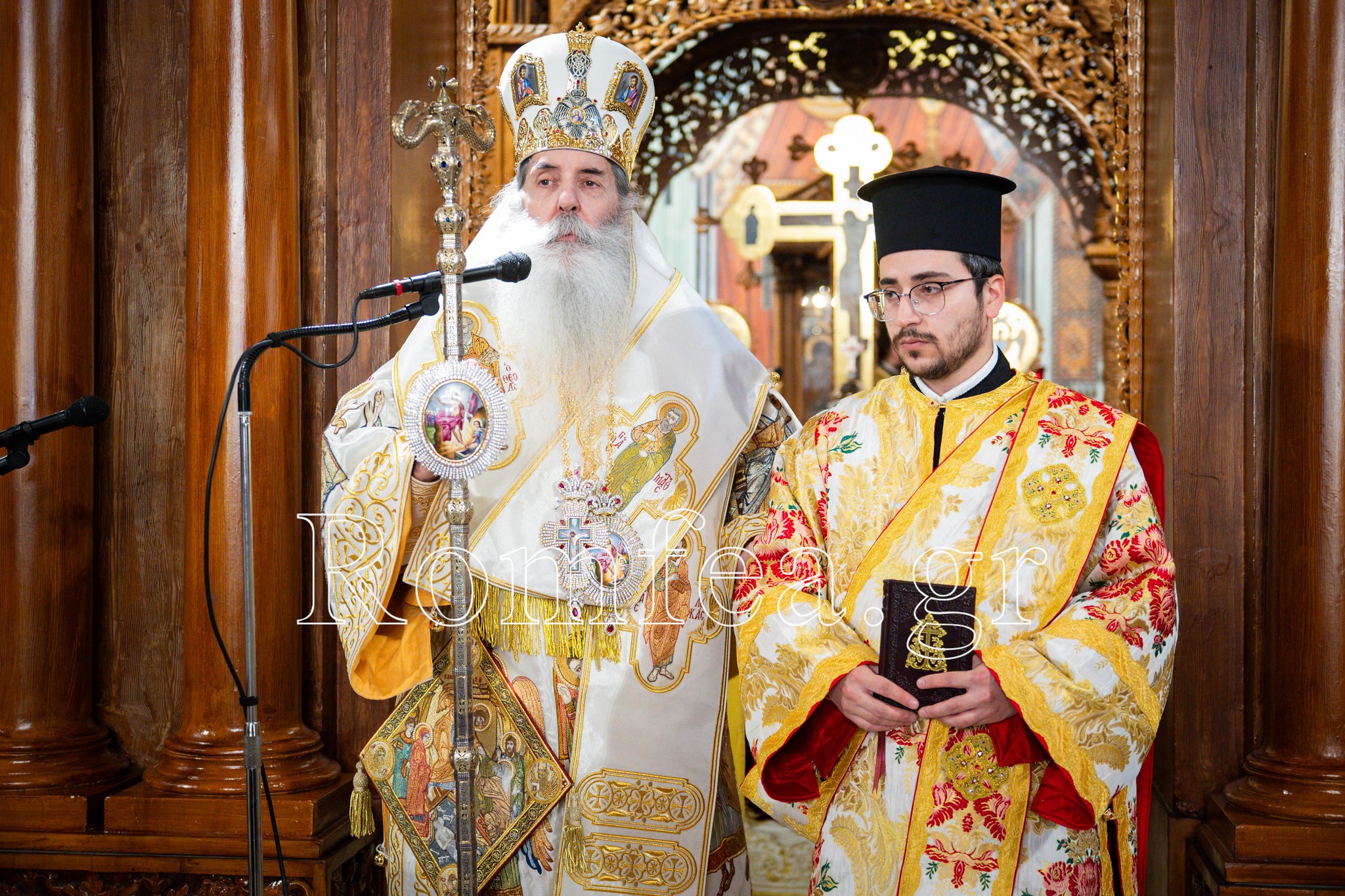 Κυριακή των Μυροφόρων με χειροτονία Διακόνου στην Ιερά Μητρόπολη Πειραιώς.