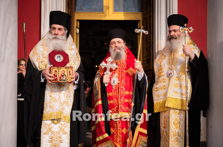 Ο Πειραιάς υποδέχθηκε την Τιμία Κάρα του Οσίου Γερβασίου (ΦΩΤΟ).
