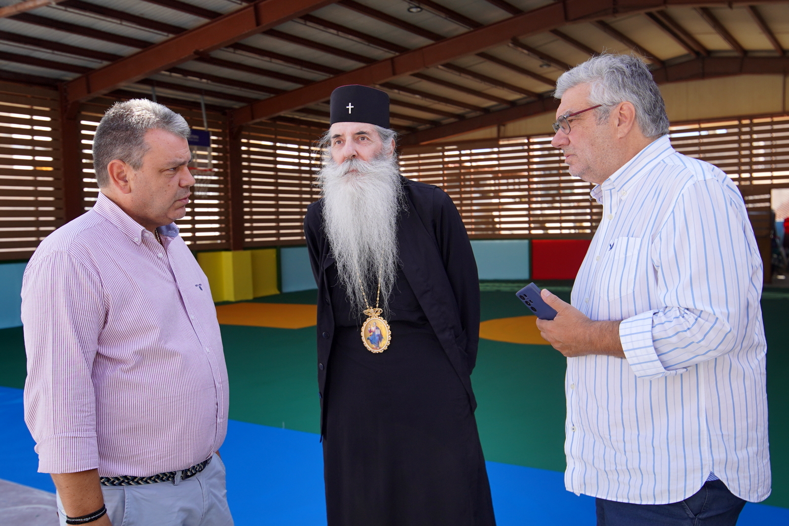 Στα Εκπαιδευτήρια της Ι.Μ.Π. για την αποπεράτωση των έργων της εκ βάθρων ανακαίνισης, ο Σεβασμιώτατος κ. Σεραφείμ.